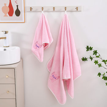 Finely Woven Polyester Coral Velvet Stitch Couple Threaded Edge Towel Bath Towel Set Polyester Brocade Material Soft and Absorbent