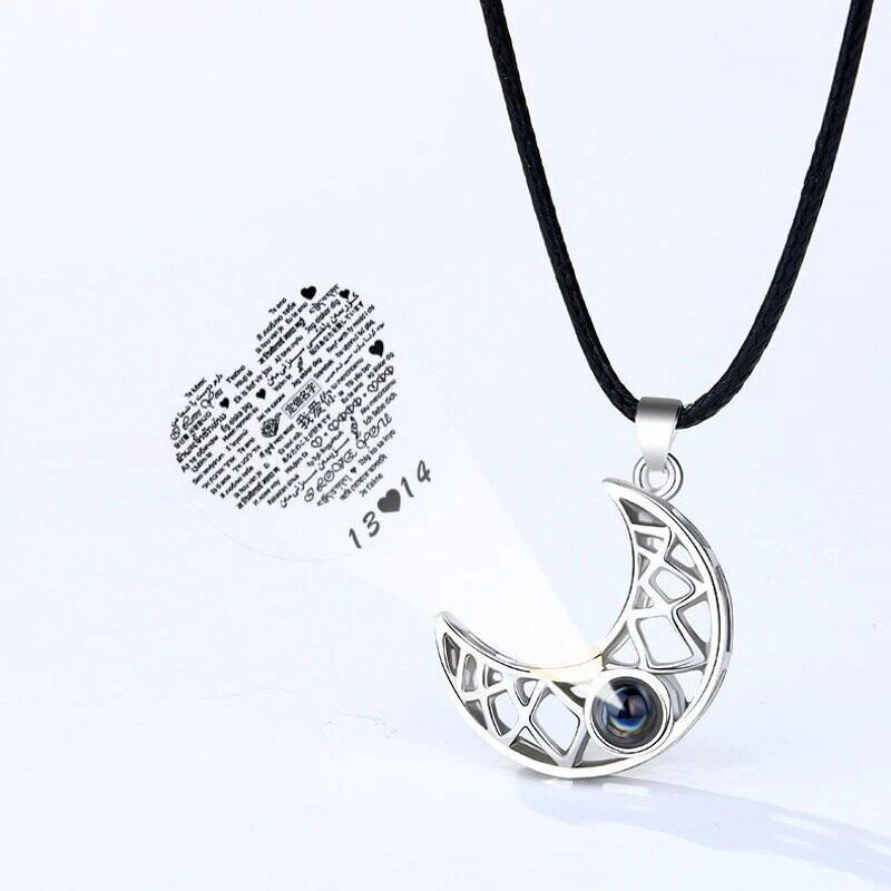 Love Sun Moon Couple Projection Necklace Men's and Women's Pair Pendant Magnet ins Niche Design Collarbone Necklace Wholesale