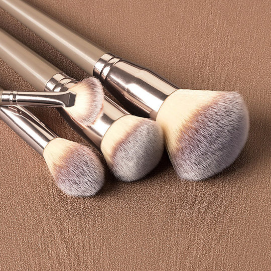 Jumbo 15-Piece Makeup Brush Set Cangzhou Soft-Bristled Blush Brush Loose Powder Brush Eye Shadow Brush Concealer Brush Beauty Tools