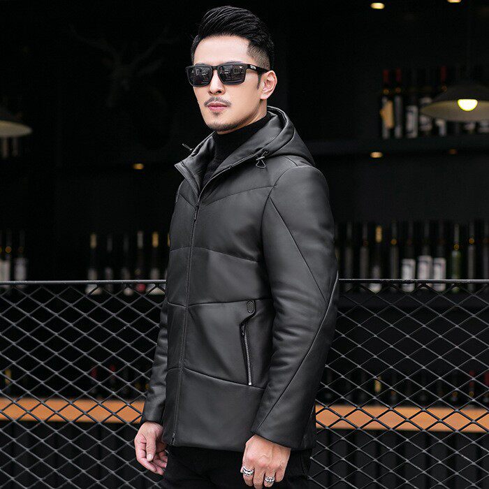 Áo Khoác Da Cừu Nam Dáng Ngắn Có Mũ Trùm Đầu Lót Lông Vũ Phong Cách Casual Màu Đen