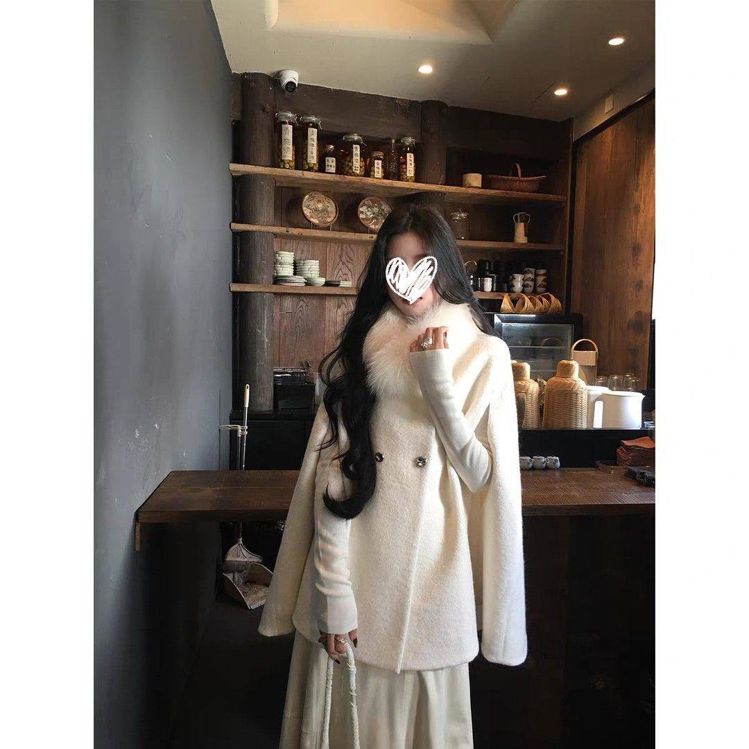 Overseas Lady's Autumn and Winter Elegant Cape Jacket + Fur Collar + Slim Long-Sleeved Skirt Three-Piece Set