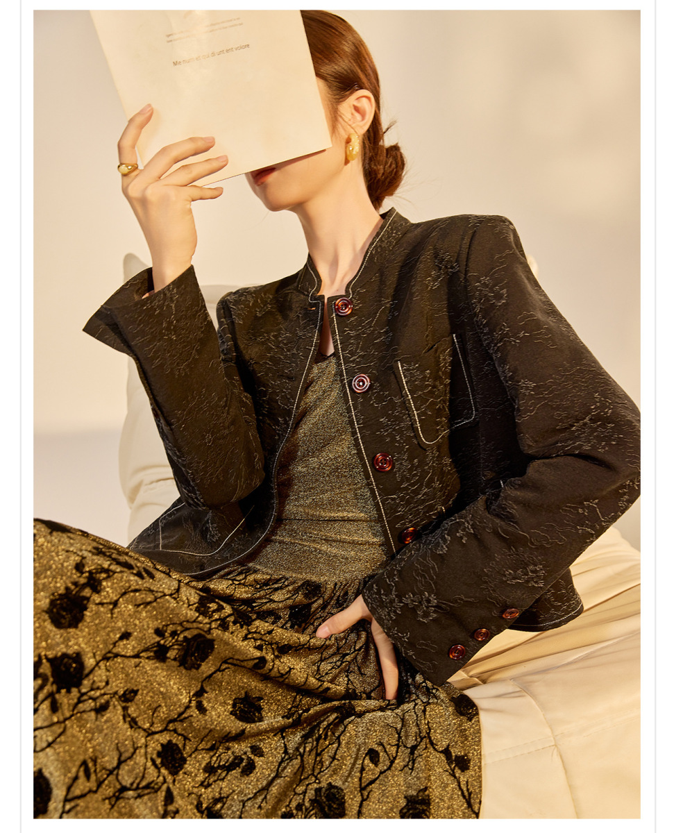 Áo khoác ngắn dệt jacquard họa tiết hoa cổ tròn tay dài phong cách retro — Lan Dạ Hắc (giao hàng 7 ngày)