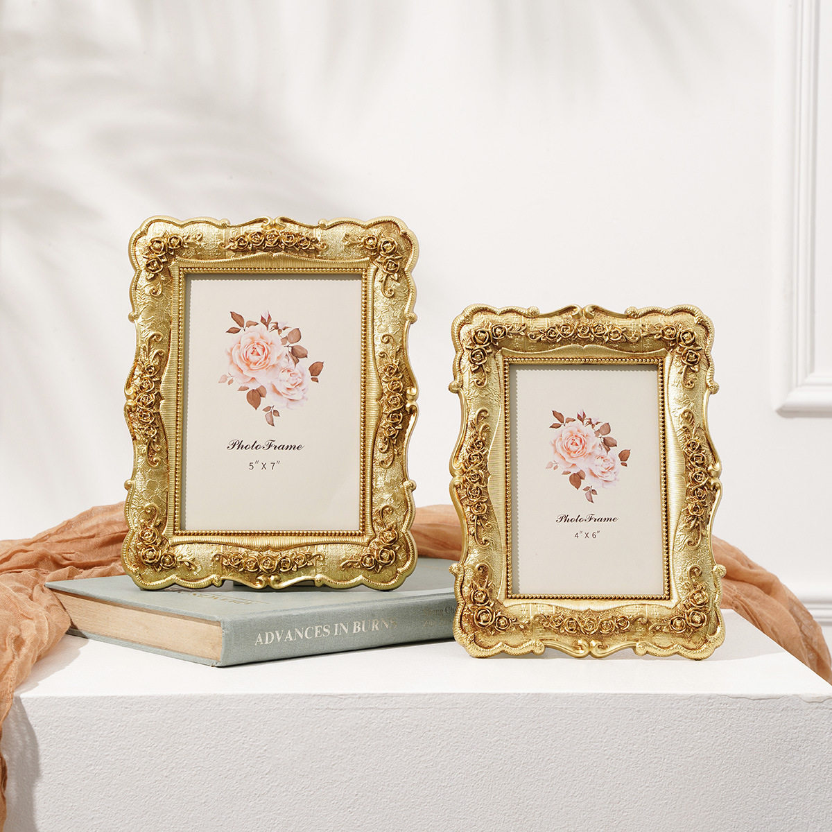 Light Luxury Creative Golden Simple Photo Frame Decoration Scandinavian Wedding Photography Ins Picture Frame Gift Delivery Ornaments