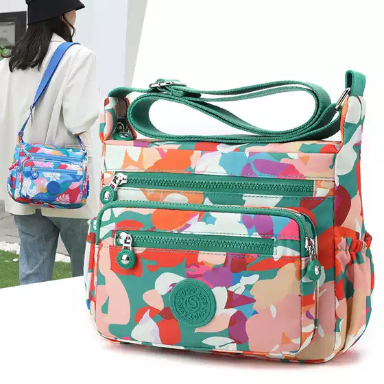 New nylon waterproof women's shoulder bag cross-border trendy travel messenger bag large capacity multi-layer travel Women's bag