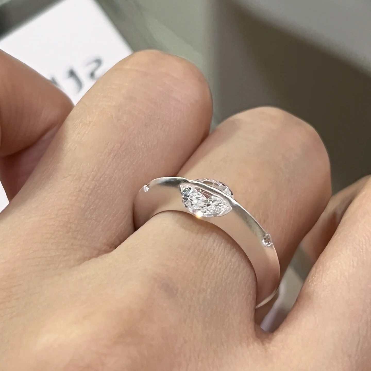 Advanced Sense Planet Zircon Matte Metal Ring Women's Niche Design Light Luxury Fashion Simple All-match Ring Ring