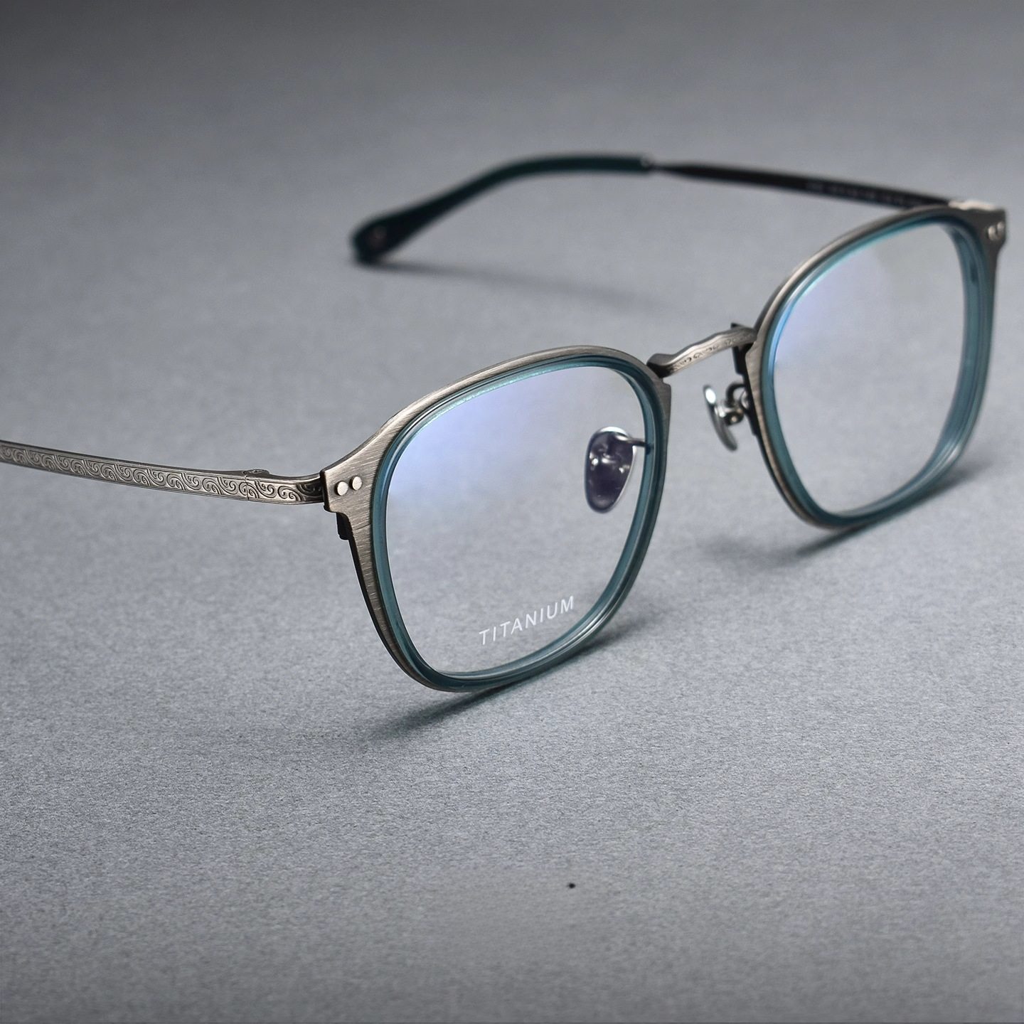 Danyang 192 Same Style Retro Ultra-Light Pure Titanium Prescription Eyeglass Frame for Men Pl-508 Bkt17