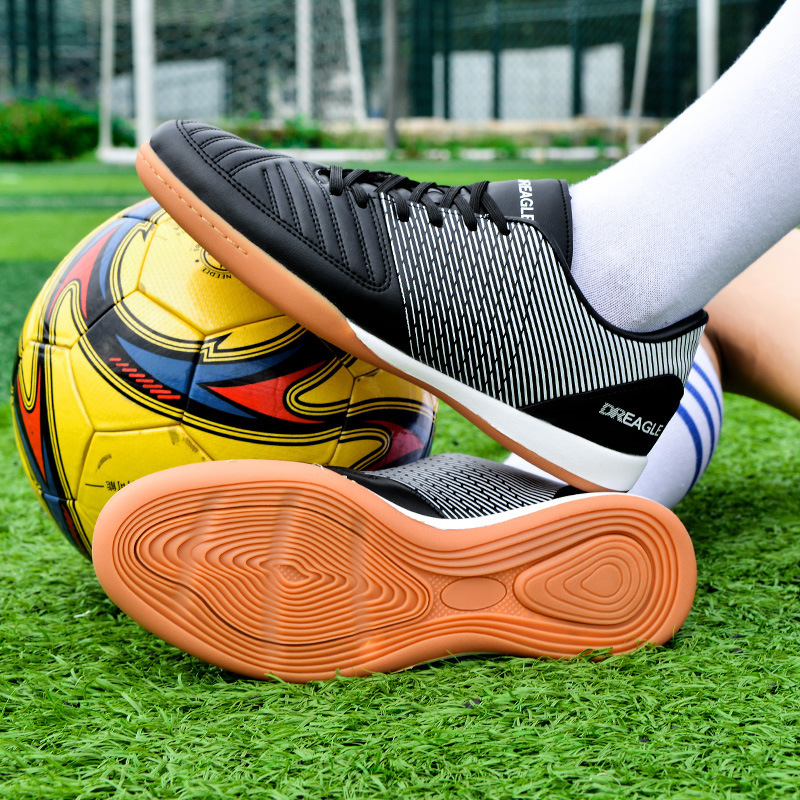 Giày bóng đá nam cổ thấp đinh gãy tập luyện thi đấu size 38-45 — DR07 đinh gãy đen trắng, DR07 đinh gãy vàng đen