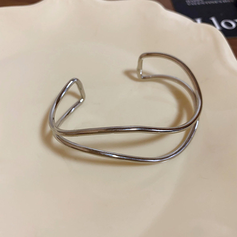 欧美跨境简约时尚手镯臂环小众冷淡风气质手环高级感百搭手饰批发