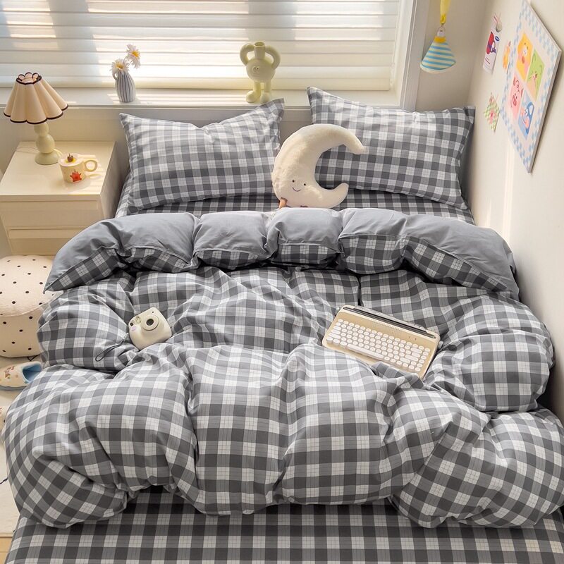 Special price A skin-friendly cotton four-piece set 100 pure thick twill sheets double quilt cover dormitory three four-piece set wholesale