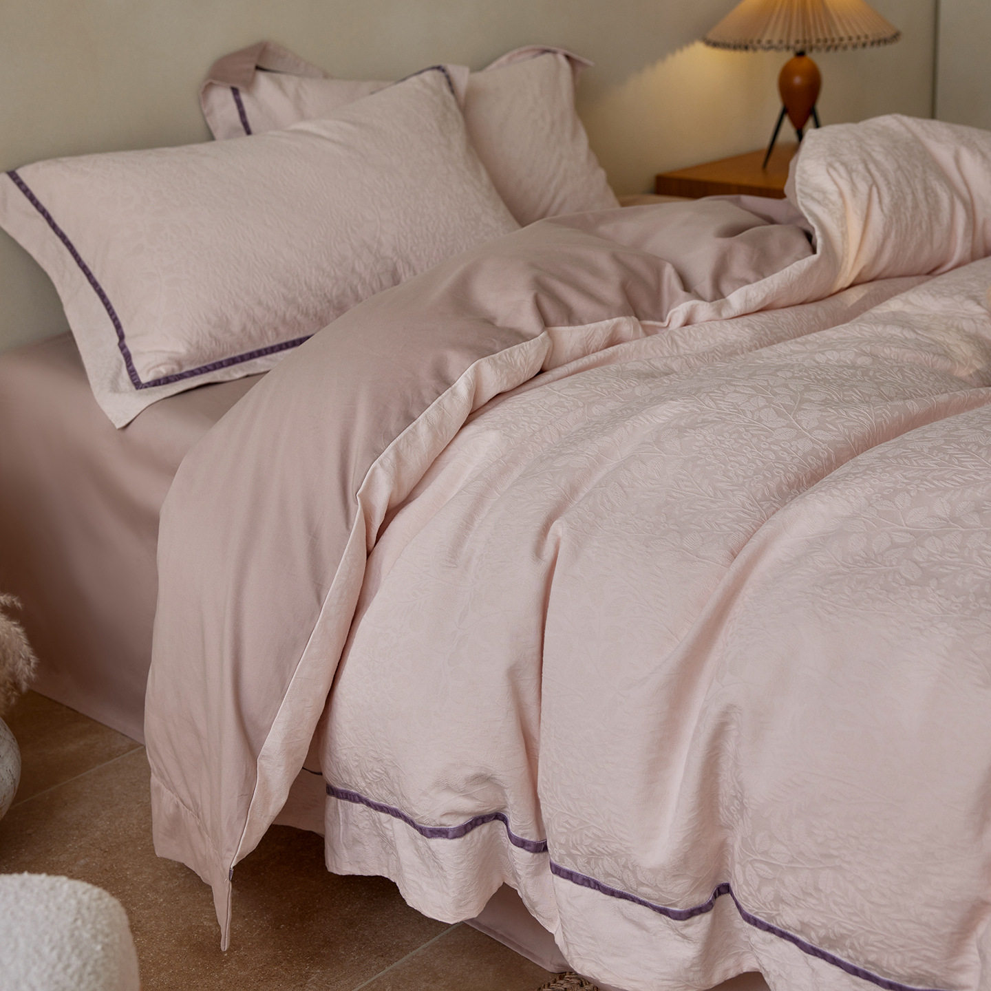 Autumn and Winter Thickened All-Cotton Brushed Four-Piece Set 100S High-Count Simple and High-End Jacquard Pure Cotton Duvet Cover and Bed Sheet