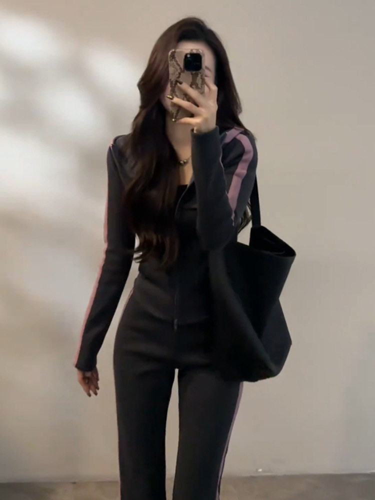 High-End Casual Sports Suit for Women in Autumn and Winter Fleece-Lined Color Matching Slim Long-Sleeved Sweatshirt Jacket Wide-Leg Pants Two-Piece Set