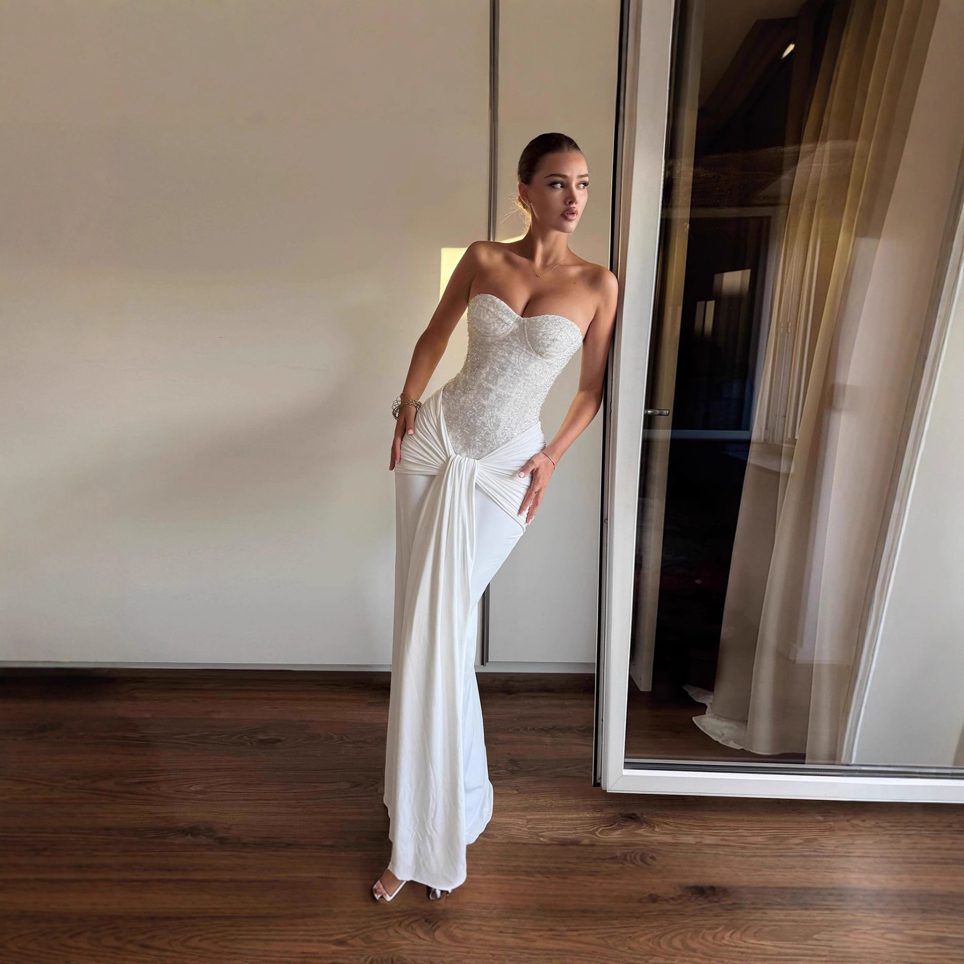 Womens Bodycon Dress Sexy Strapless High Waist Rhinestone Detail Autumn Fashion for Parties and Events Wholesale