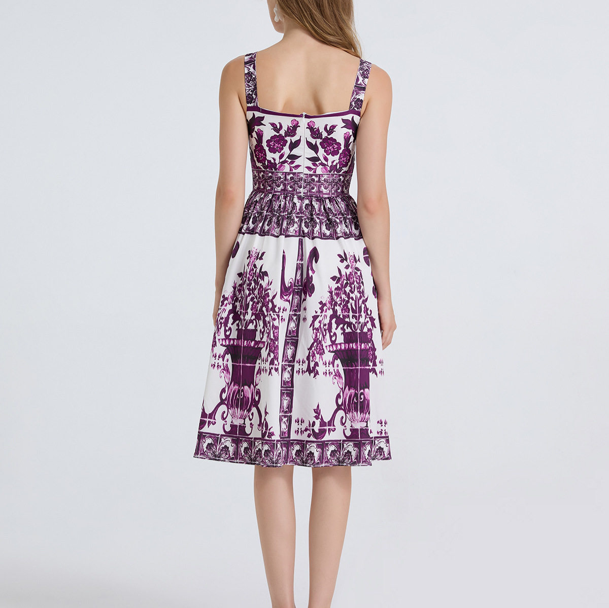 French Vintage Floral Maxi Dress for Women Sleeveless Waist Defined Button Down Elegant Summer Style Wholesale