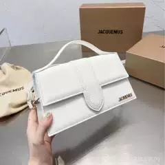 JACQUEMUs Niche Design New High Quality Explosive Hand Carrying Fashionable All-Match Shoulder Bag Handbag Crossbody