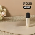 Single microphone moonlight white
