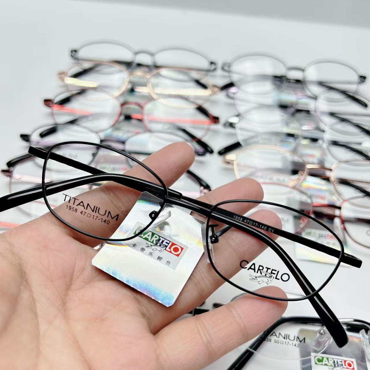 Fashion Women's Business Titanium Frame Full-Frame Prescription Glasses Optical Frame Can Be Fitted with Reading Glasses Frame Factory Processing