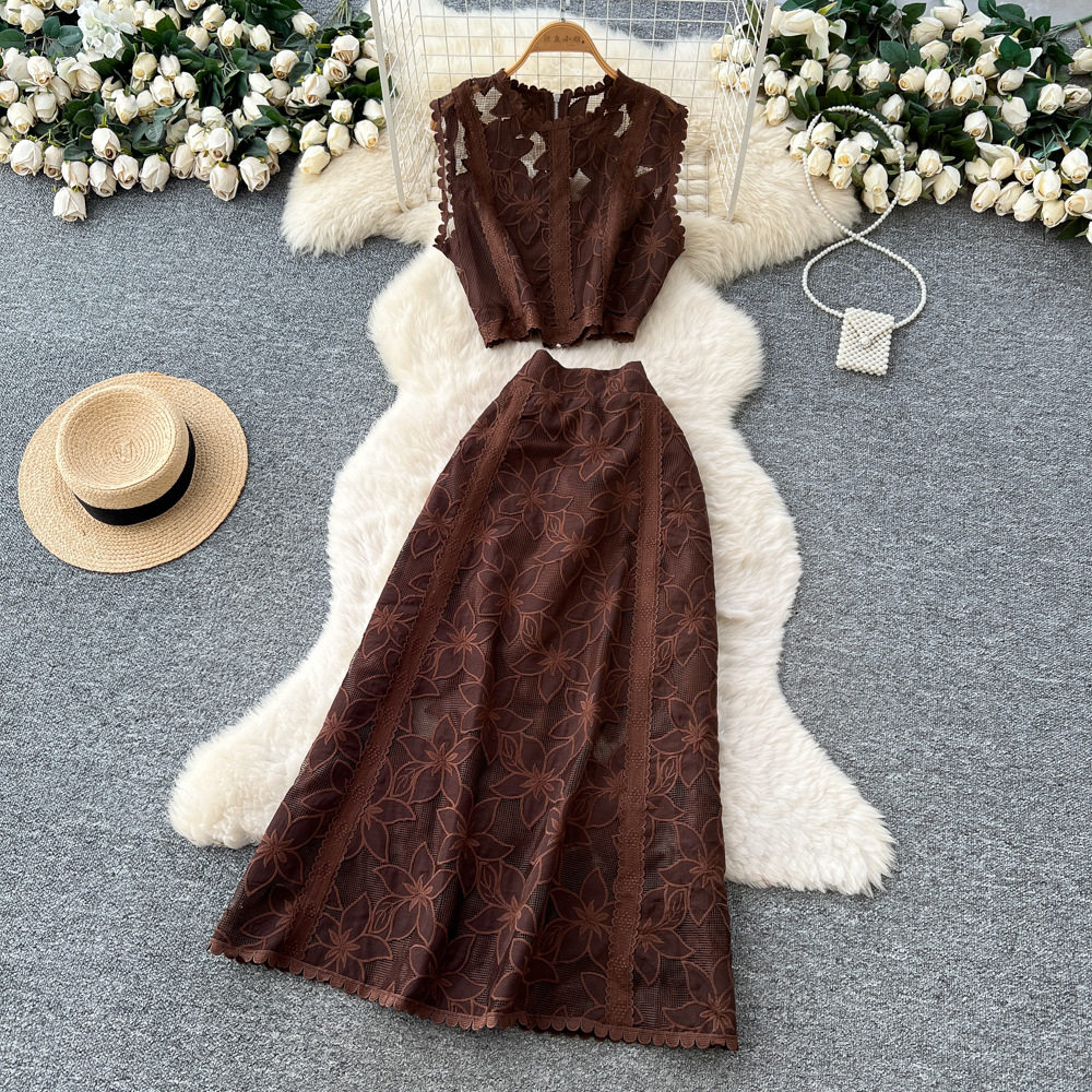 French Style Autumn Outfit Elegant Sleeveless Lace Embroidered Top with High Waisted Skirt Set Perfect for Casual or