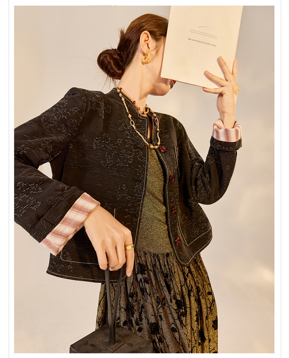 Áo khoác ngắn dệt jacquard họa tiết hoa cổ tròn tay dài phong cách retro — Lan Dạ Hắc (giao hàng 7 ngày)