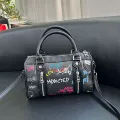 Small graffiti black