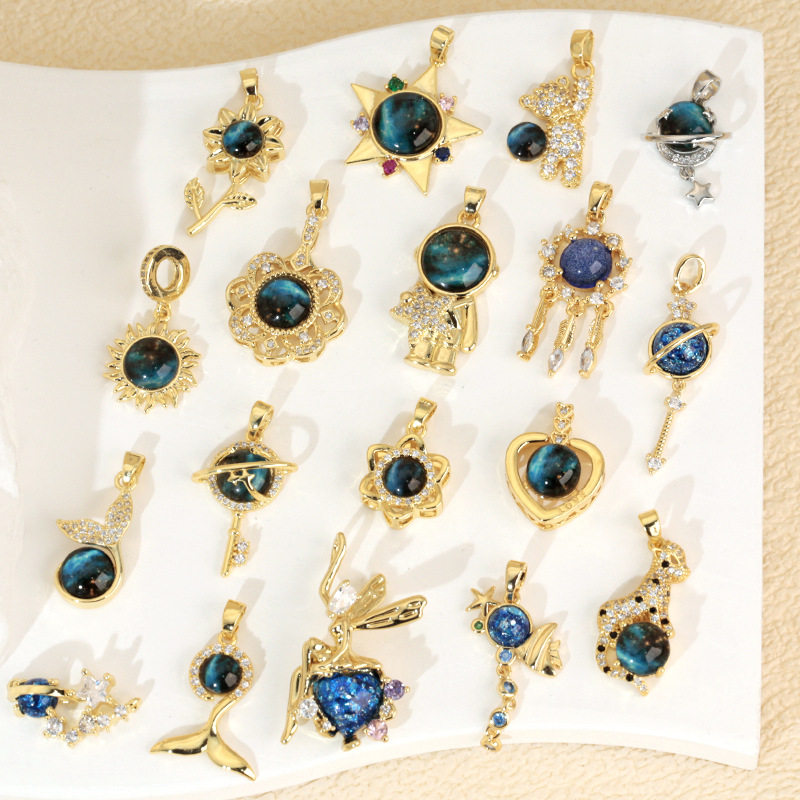 Copper Micro-inlaid Fantasy Planet Star Sun Moon Necklace Pendant All-match Light Luxury Clavicle Chain Single Pendant Accessories