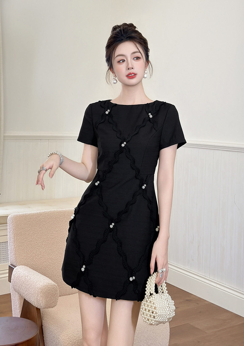 Đầm suông nữ midi cổ tròn họa tiết kim cương phong cách Chanel — [Màu đen] chi tiết 7
