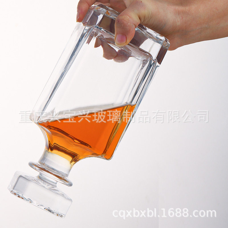 Amazon's Best-Selling Whiskey Bottle, Hand-Polished Foreign Wine Bottle and Wine Set, High-End Crystal Glass Bottle Set