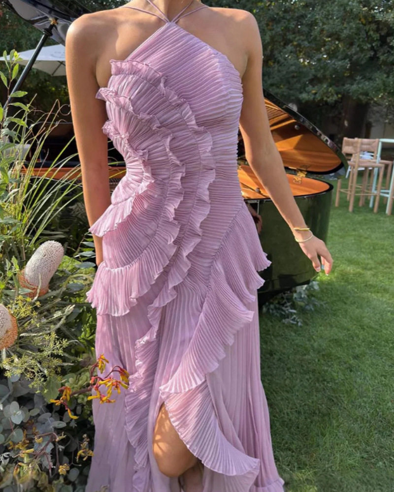 Cross-border foreign trade, a beautiful woman dressed as Amazon 2025 summer wrinkled and sexy with a back dress.