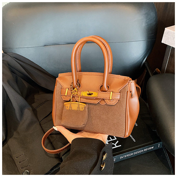 O1CN01c0zFuq2IRDN6LF1AL !!2207805539282 0 cib