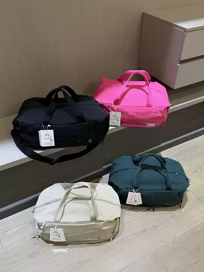 1U1U Lujia 30L Travel Bag in Stock, Lightweight Portable Sports Bag, Luggage Bag, Gym Bag, Shoulder Bag, Large Capacity