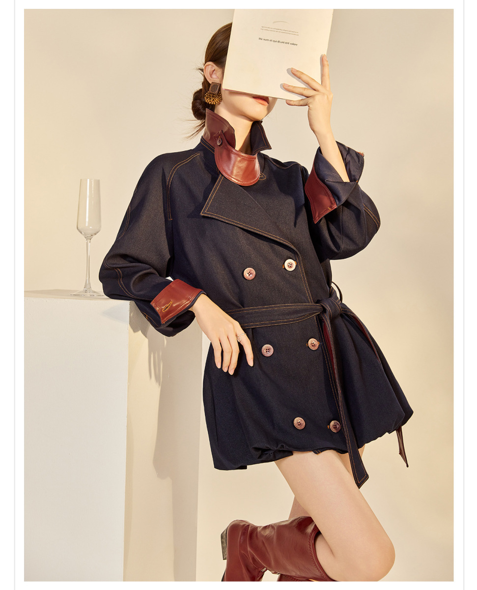 Áo khoác dáng trench denim phối chỉ tương phản cổ bẻ thắt eo dài trung — Xanh navy (giao hàng trong 7 ngày)