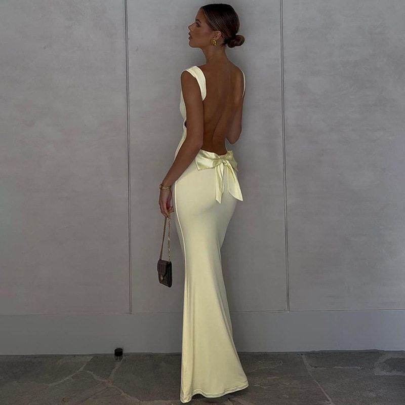 欧美风2024春季新款女装时尚吊带性感露背蝴蝶结修身包臀连衣裙女