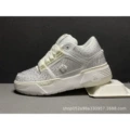 Am color 22 all white diamond