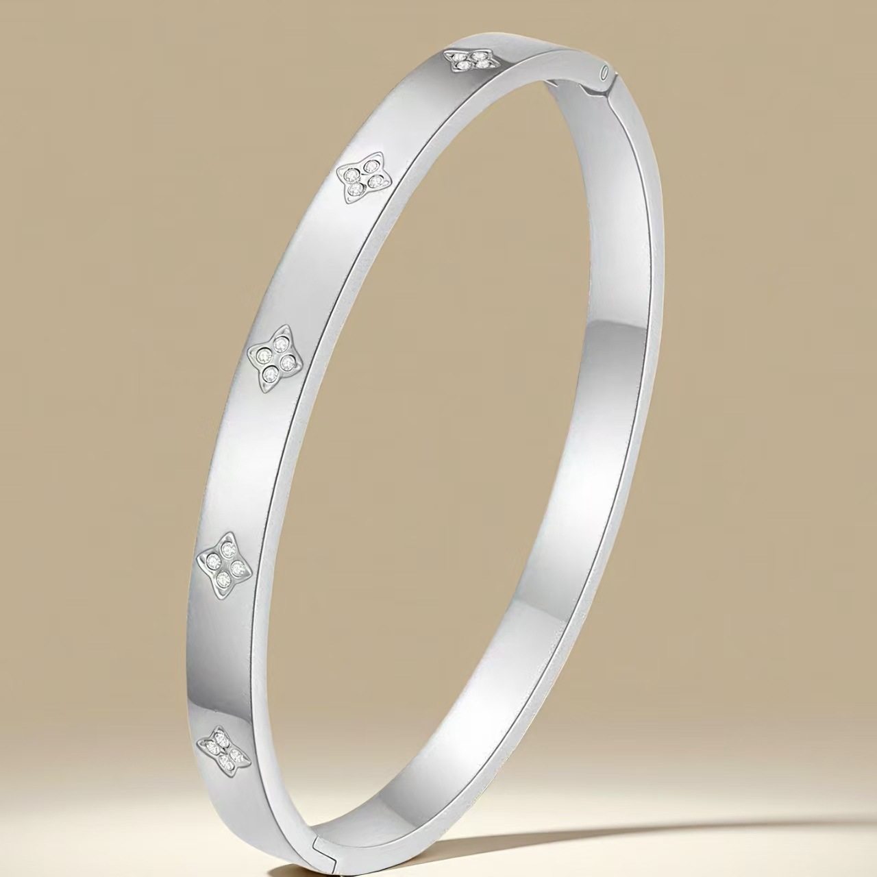 玫瑰金跨境钛钢女款手镯不锈钢轻奢高级感小众时尚锆石手环手镯