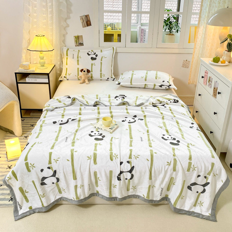 Double-sided milk velvet flannel multifunctional printed blanket shawl blanket lunch break blanket wholesale foreign trade cross-border gifts