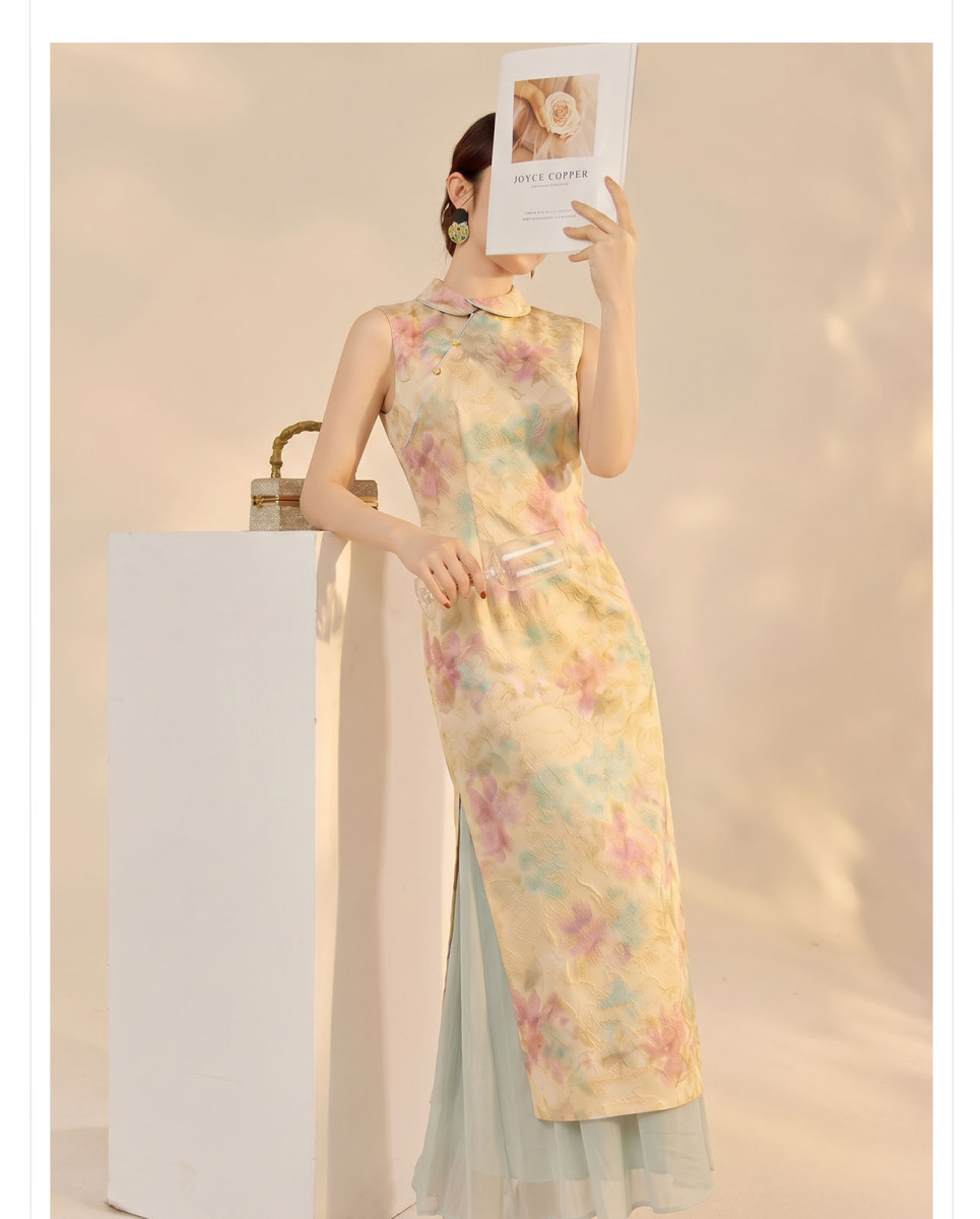 Đầm dài cổ bẻ không tay họa tiết hoa phối lưới xẻ tà — màu vàng