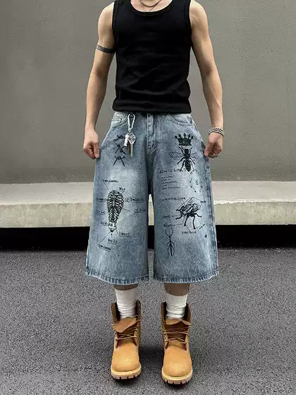 American Street Graffiti Print Denim Pants Unisex Summer Loose Fashionable Retro Cropped Short Pants