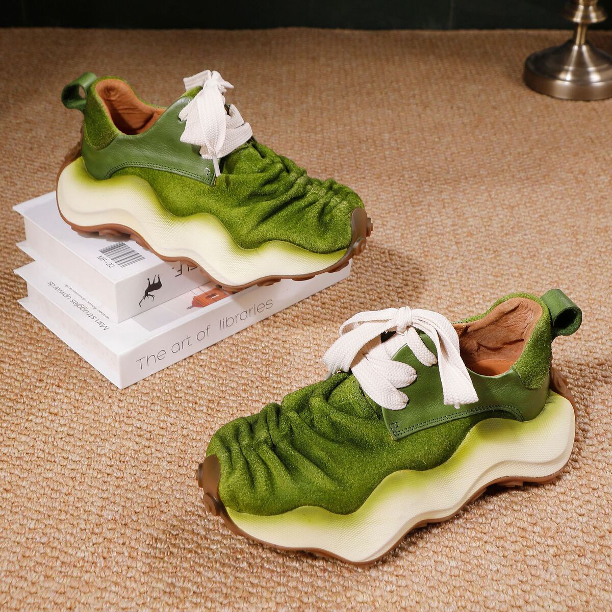 Giày sneaker nữ da bò thật đế dày phong cách thể thao dây buộc — màu nâu, màu xanh lá cây