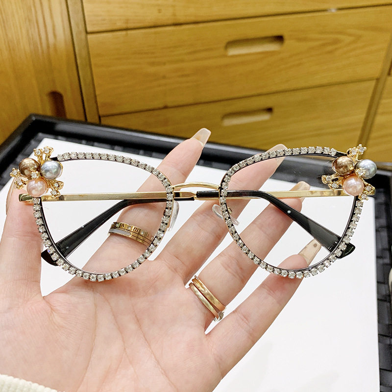 Luxury Women's Decorative Glasses Frame Diamond-encrusted Pearl Retro Cat's Eye Full Frame Square Flat Glasses Personalized Party Glasses