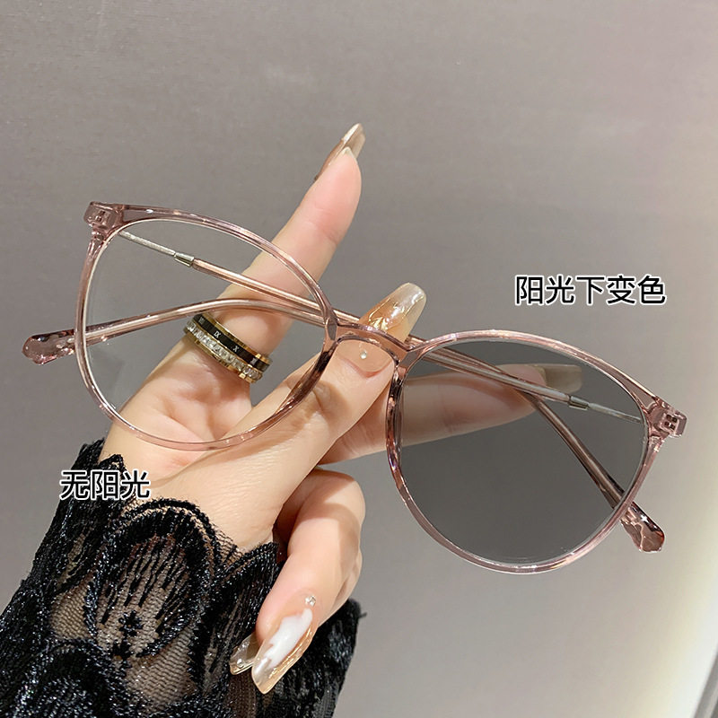 Photosensitive color-changing fashion retro glasses frame cross-border Europe and the United States minimal wind glasses student campus anti-blue light myopia glasses