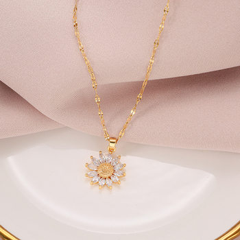 New Retro Sunflower Titanium Steel Necklace Women's High Design Sense Woolen Chain Light Luxury Trendy Internet Celebrity Accessories
