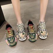 European Style Letter Sneakers for Women with Rhinestones, Fashion Sneakers with Durian Sole, Platform Sole, Mesh Sneakers for W