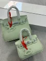 Silver buckle bubble green