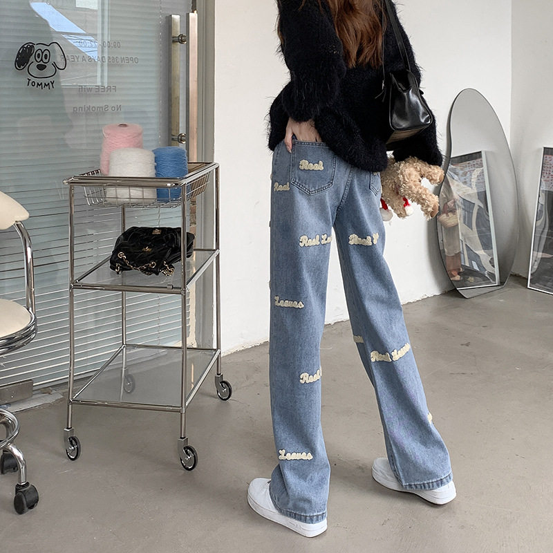 Embroidered Straight Leg Jeans for Women Sweet and Cute Design Loose Fit Floor Length Spring and Autumn Fashion