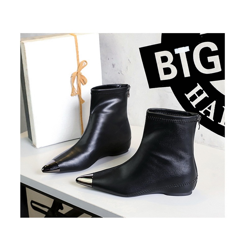 Boot nữ cổ thấp mũi nhọn khóa kéo sau, gót thấp lót lông giữ ấm — Đen lót một lớp, Màu đen lót nhung