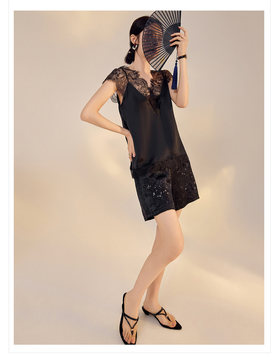 Áo hai dây nữ ren gợi cảm lưng trần dáng dài — Đen Obsidian (Tóc 7 ngày), Màu đen Obsidian (phát hành cùng ngày), Màu trắng ngà (giao hàng trong 7 ngày), Màu trắng ngà (tóc cùng ngày)