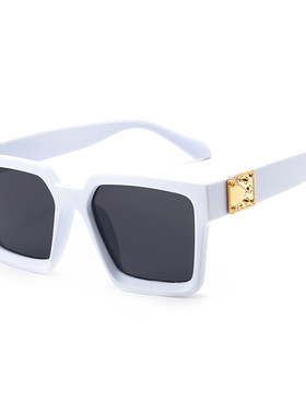 跨境方形大框墨镜女2024新款外贸防紫外线眼镜复古个性粗太阳镜