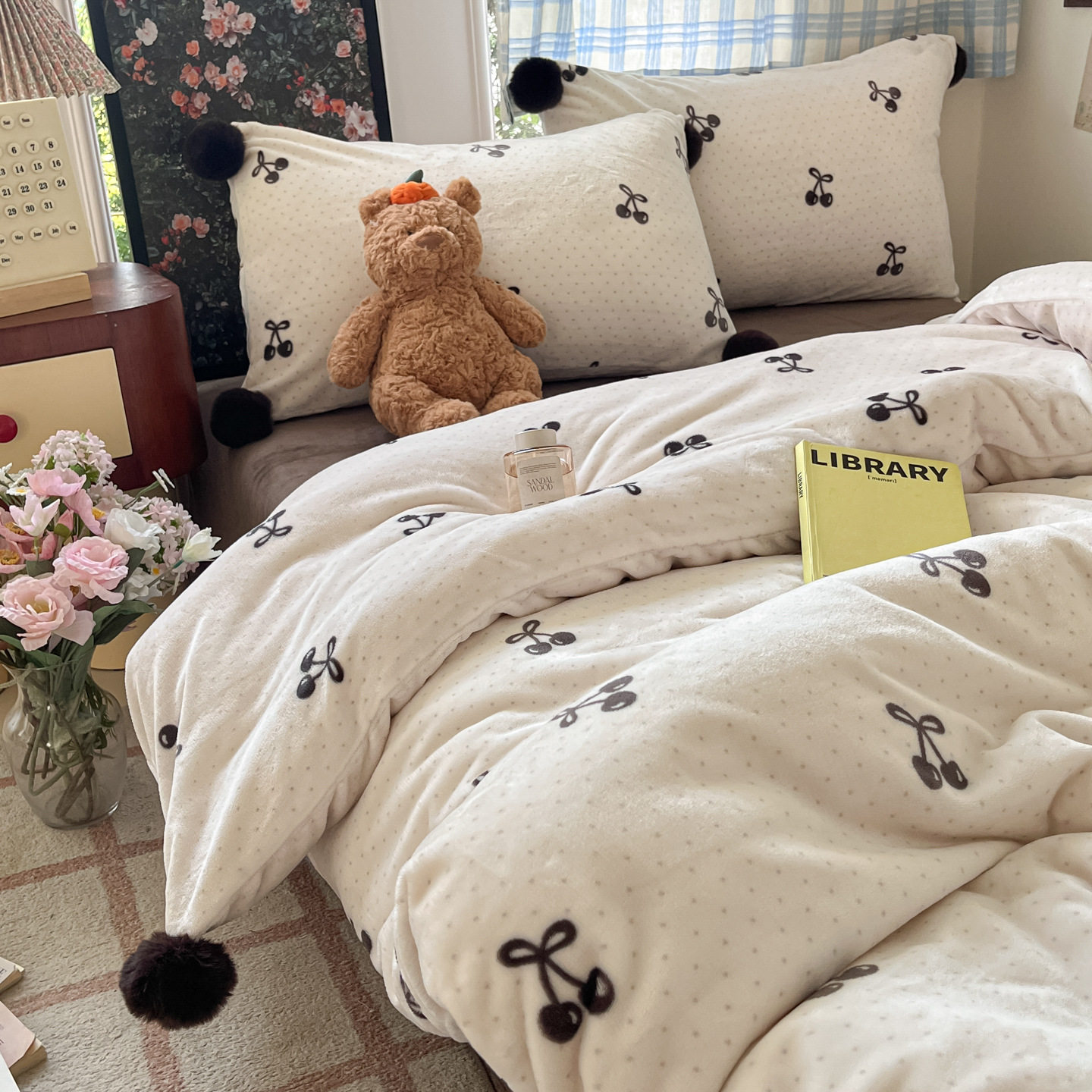Trendy Fluffy Ball Ins Style Fresh Milk Velvet Three-Piece Four-Piece Duvet Cover Pillowcase Student Dormitory Set