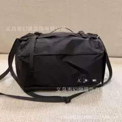 New Chicken Bone Design Unisex Large-Capacity Casual Toiletry Bag Commuter Shoulder Bag Niche Simple Tote Bag
