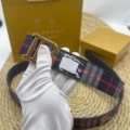 Black horse + gold buckle q
