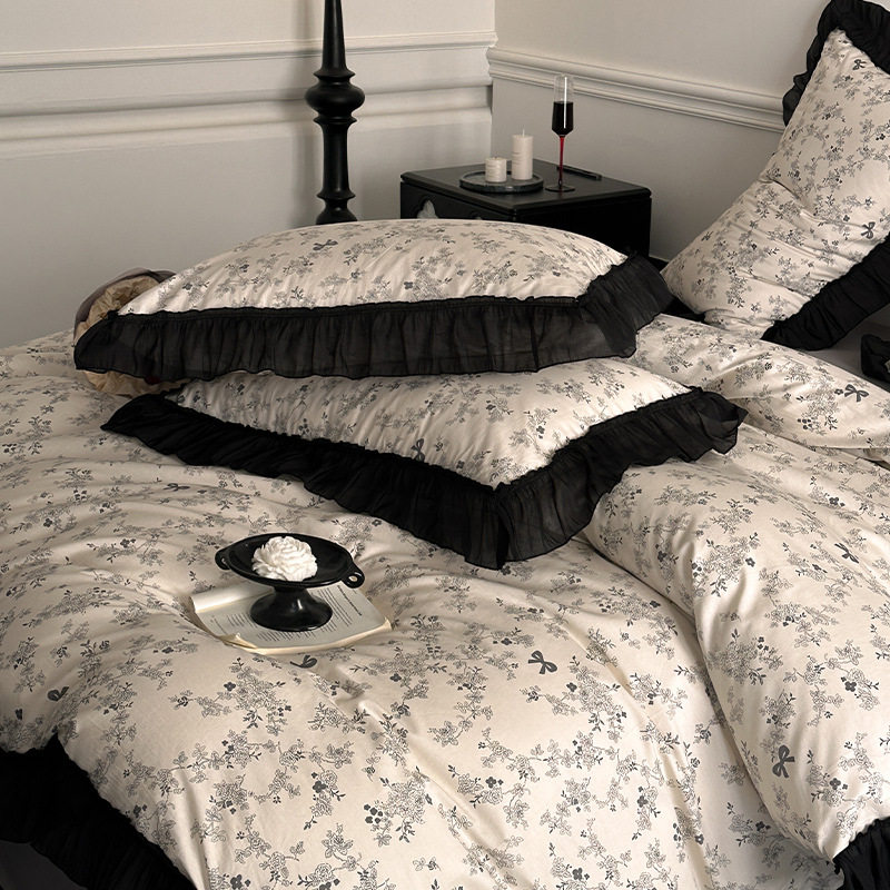 Cotton French Retro Four-piece Princess Style Lace Hepburn Style Cotton Student Dormitory Three-piece Quilt Cover Bed Sheet